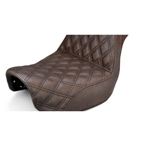 PartzBiz HD: 3472202-Saddlemen Step Up Brown Lattice Stitch 2 Up Seat Harley 2006-2017 Dyna FXD FLD PartzBiz HD: 3472202-Saddlemen Step Up Brown Lattice Stitch 2 Up Seat Harley 2006-2017 Dyna FXD FLD