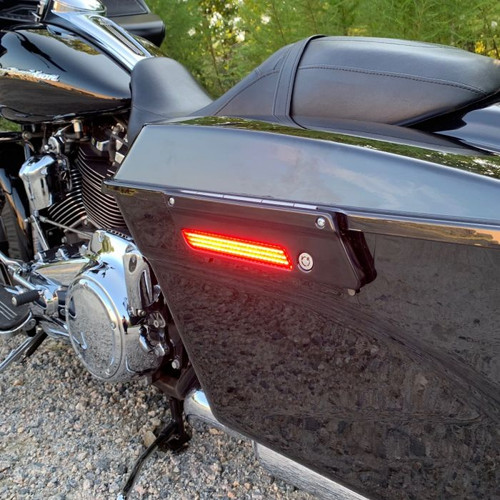 PartzBiz HD: -Custom Dynamics Red Lens LED Saddlebag Latch Lightz Harley Touring 14-Up 2040-2475 20402475 CD-LATCH-BCM-R electra road street tour glide heritage 2020