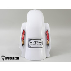 PartzBiz HD BAD-81078 - Bad Dad 992 ไฟท้ายสีแดงพร้อมไฟเลี้ยวสีเหลืองอำพัน Harley Touring '97+ 81078 PartzBiz HD BAD-81078 - Bad Dad 992 ไฟท้ายสีแดงพร้อมไฟเลี้ยวสีเหลืองอำพัน Harley Touring '97+ 81078