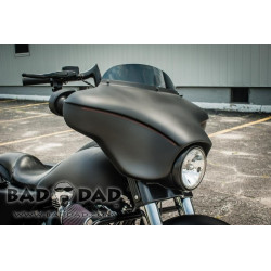 PartzBiz HD BAD-80995 - Bad Dad Custom Classic Series แฟริ่งฉีดพร้อมสัญญาณไฟเลี้ยว Harley FLH/T 97-13