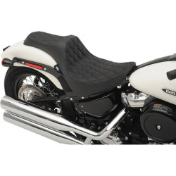 PartzBiz HD DS08021145 - Drag Specialties 0802-1145 Black Double Diamond Predator 3 Seat 18-23 Harley-Davidson FL Softail Heritage classic Slim Deluxe Bike Saddle อัพเกรดเปลี่ยน