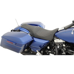 PartzBiz HD DS08011003 - Drag Specialties Black Diamond Stitch Caballero 2-up Seat สำหรับ Halrey FLH/T 08-17 | 0801-1003