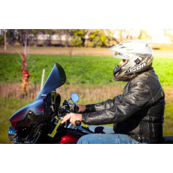 PartzBiz HD DS23100633 - Klock Werks 11.5” กระจกบังลม Dark Smoke Flare Batwing สำหรับ Harley FLHT FLHX 96-13 | KW05-01-0371