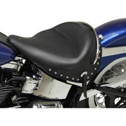 PartzBiz HD MD76231 - Mustang Studded Wide Solo 16.5” เบาะกว้างสำหรับ Harley Softail 05-17 FLSTN | 76231 PartzBiz HD MD76231 - Mustang Studded Wide Solo 16.5” เบาะกว้างสำหรับ Harley Softail 05-17 FLSTN | 76231