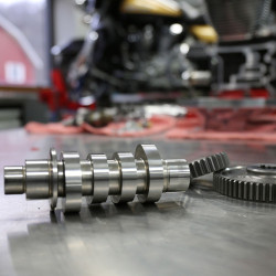 PartzBiz HD SS330-0647 - S&S Cycle 550G Gear Drive Cam Camshaft Kit สำหรับ 2017-2018 Milwaukee 8 M8 PartzBiz HD SS330-0647 - S&S Cycle 550G Gear Drive Cam Camshaft Kit สำหรับ 2017-2018 Milwaukee 8 M8