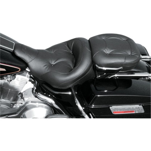 PartzBiz HD: 4400545-Mustang Regal Style No Studs One Piece Ultra Touring Seat 97-07 FLHT FLTR | 75537 PartzBiz HD: 4400545-Mustang Regal Style No Studs One Piece Ultra Touring Seat 97-07 FLHT FLTR | 75537