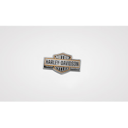 PartzBiz HD 101740 - Harley-Davidson ปักหมุด Trademark Bar&Shield 8008932